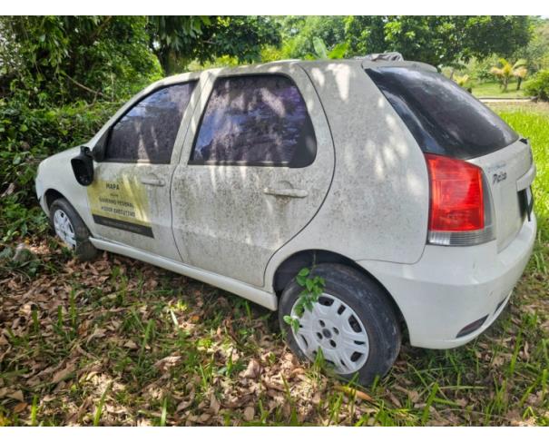 Foto de 1 Veículo | Fiat | Palio HLX Flex | Ano 2007/2007 | Placa JXG4092 | Renavam 910410437 | Chassi 9BD17141T72910736 