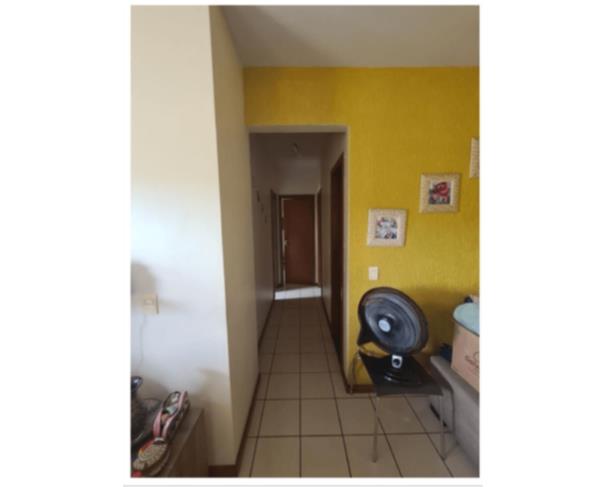 Foto de 1 Apartamento | Área de 72,88m² | Condomínio Itapoã | 1 Sala de Estar | 1 Varanda | 2 Quartos | 1 Suíte | 1 Banheiro Social | 1 Banheiro Privativo | 1 Copa-Cozinha | 1 Área de Serviço | Rua Billie Holiday, nº 36, Parque 10 de Novembro | Manaus/AM