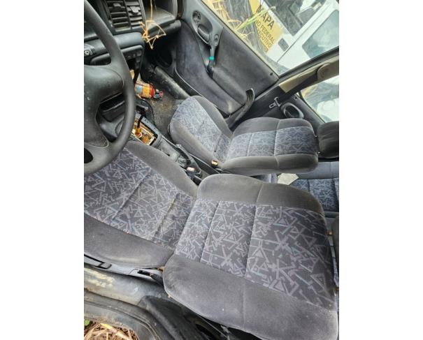 Foto de 1 Veículo | Chevrolet | Vectra GLS | Gasolina | Ano 1997/1997 | Placa JWO4683 | Renavam 671148974 | Chassi 9BGJK19BVVB562469 