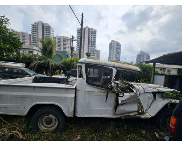 Foto de 1 Veículo | Toyota | Bandeirante | Diesel | Ano 1997/1997 | Placa JWQ1449 | Renavam 680995447 | Chassi 9BRBJ0160V1012917