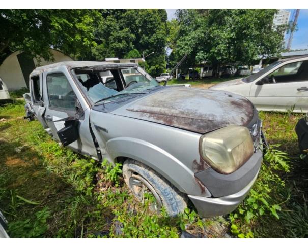 Foto de 1 Veículo | Ford | Ranger XLS 13P | Diesel | Ano 2010/2010 | Placa NOT6965 | Renavam 324676760 | Chassi 8AFER13P3BJ406256 