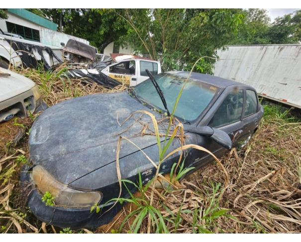 Foto de 1 Veículo | Chevrolet | Vectra GLS | Gasolina | Ano 1997/1997 | Placa JWO4683 | Renavam 671148974 | Chassi 9BGJK19BVVB562469 