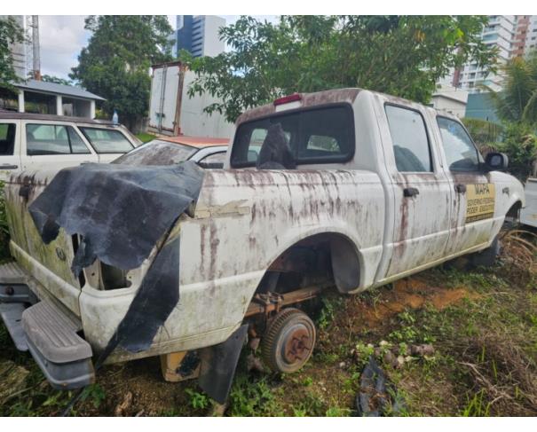 Foto de 1 Veículo | Ford | Ranger XL 13F | Diesel | Ano 2002/2003 | Placa JWT6081 | Renavam 797443576 | Chassi 8AFER13F03J284979 