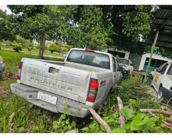 Foto de 1 Veículo | Nissan | Frontier 4x4 XE | Diesel | Ano 2005/2005 | Placa JXG0697 | Renavam 859355446 | Chassi 94DCMUD225J601709 