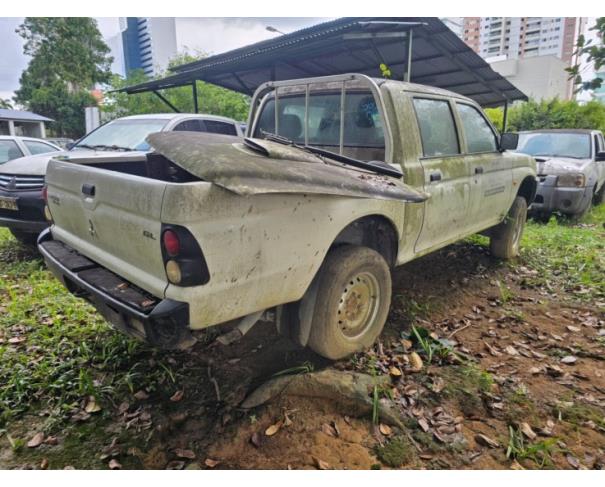 Foto de 1 Veículo | Mitsubishi | L200 4x4 GL | Diesel | Ano 2009/2010 | Placa NOX-1139 | Renavam 183367545 | Chassi 93XGNK740AC959986 