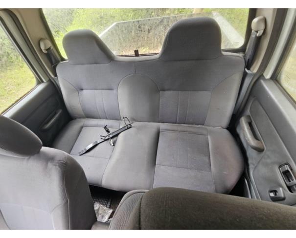 Foto de 1 Veículo | Nissan | Frontier 4x4 XE | Diesel | Ano 2005/2005 | Placa JXG0717 | Renavam 859353958 | Chassi 94DCMUD225J610929  