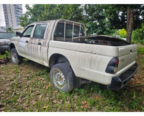 Foto de 1 Veículo | Mitsubishi | L200 4x4 GL | Diesel | Ano 2009/2010 | Placa NOX-1139 | Renavam 183367545 | Chassi 93XGNK740AC959986 