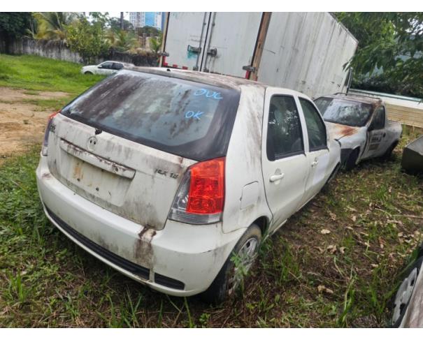 Foto de 1 Veículo | Fiat | Palio HLX Flex | Ano 2007/2007 | Placa JXN5413 | Renavam 914230760| Chassi 9BD17141T72927139 