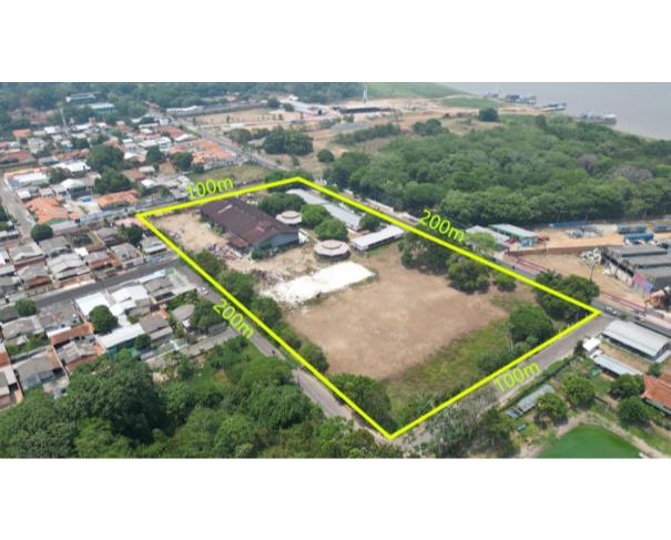 Foto de Prédio | Área de 20.000m² | Área Construída 1.503,7m² | Escritório | Armazém | Alojamento | Refeitório e Cozinha | Armazém 