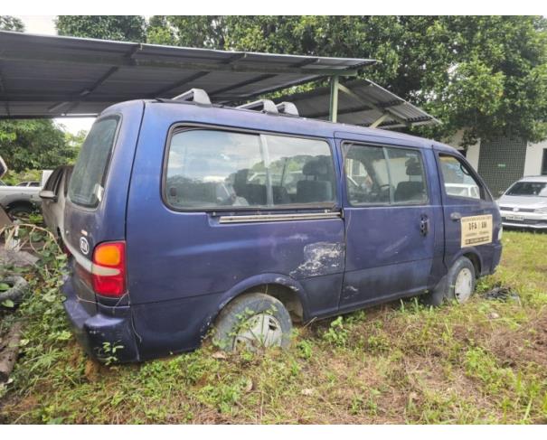 Foto de 1 Veículo | Kia | Besta Est | Diesel | Ano 1997/1998 | Placa JWO3522 | Renavam 692691731 | Chassi KNHTR7312V6306972