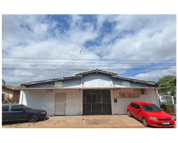 Foto de  1 Imóvel | Área de 312,50m² | 5 Quartos | 2 Banheiros | 1 Cozinha | Rua Vereador Joaquim Martins, nº 2441 | Pintolândia | Boa 