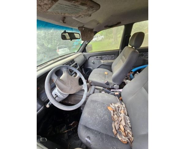 Foto de 1 Veículo | Mitsubishi | L200 4x4 GL | Diesel | Ano 2009/2010 | Placa NOX-1139 | Renavam 183367545 | Chassi 93XGNK740AC959986 