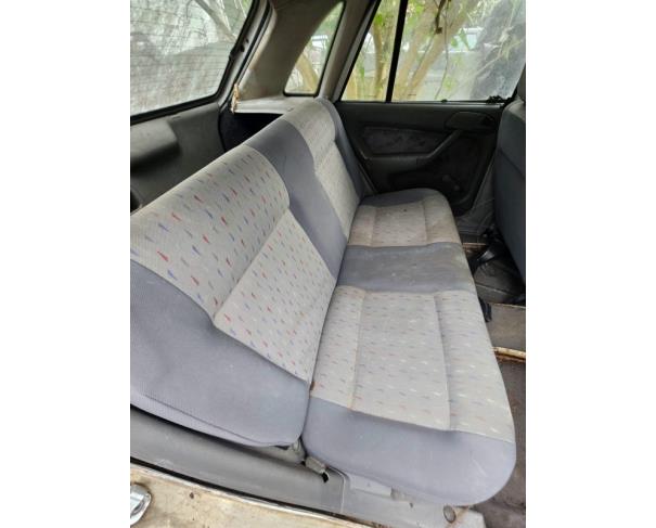 Foto de 1 Veículo | VW | Gol 1.6 MI | Gasolina | Ano 1998/1999 | Placa JWR1489 | Renavam 704405610 | Chassi 9BWZZZ373WT078746