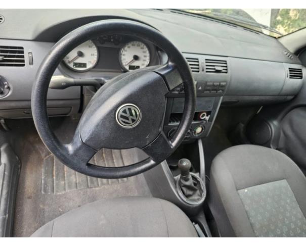 Foto de 1 Veículo | VW | Gol 1.6 Power | Ano 2005/2005 | Álcool/Gasolina | Placa JXG0797 | Renavam 859355756 | Chassi 9BWCB05XX5P123385 