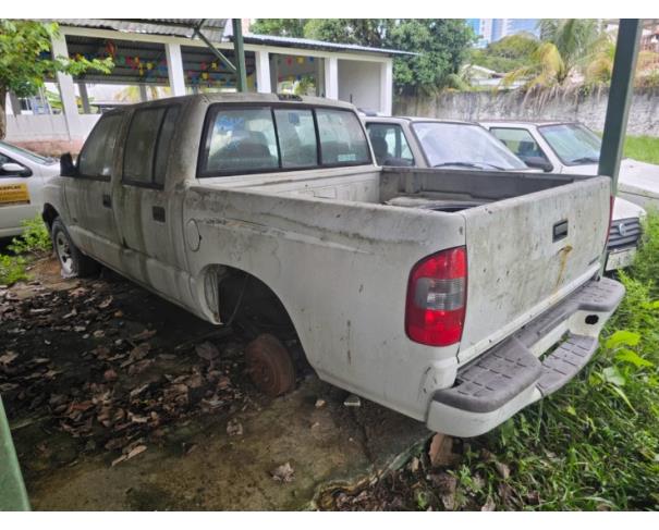 Foto de 1 Veículo | Chevrolet | S10 2.8 D 4x4 | Diesel | Ano 2002/2002 | Placa JWU5784 | Renavam 776813005 | Chassi 9BG138BC02C412267 