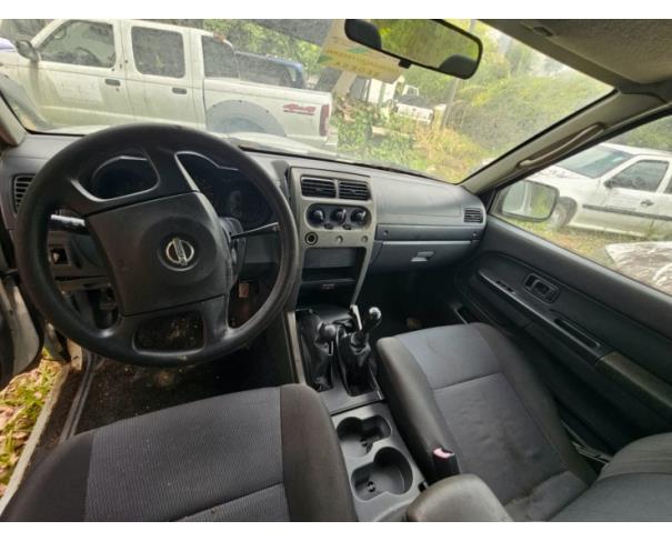 Foto de 1 Veículo | Nissan | Frontier 4x4 XE | Diesel | Ano 2005/2005 | Placa JXG0717 | Renavam 859353958 | Chassi 94DCMUD225J610929  