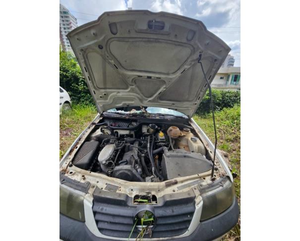 Foto de 1 Veículo | VW | Gol 1.6 Power | Ano 2004/2004 | Álcool/Gasolina | Placa JXE5844 | Renavam 850500044 | Chassi 9BWCB05XX5P070946 