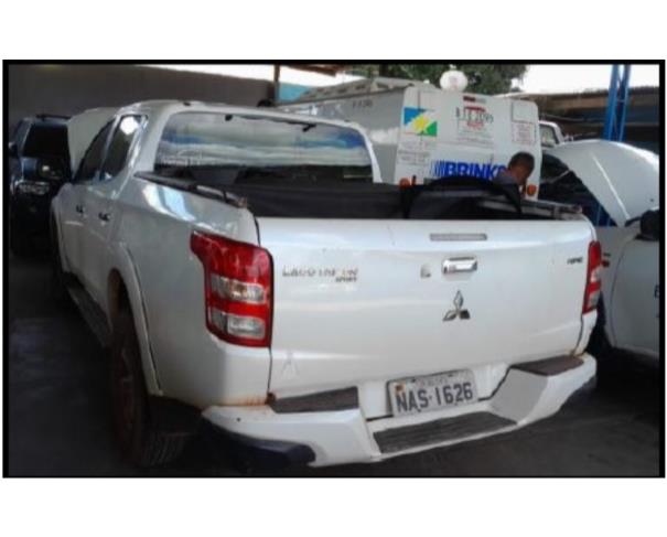 Foto de 1 Veículo | MMC/TRITON SPORT HPE | Diesel | Ano 2017/2018 | Cor Branca | Placa NAS1626 | RENAVAM 01136299081 | CHASSI: 93XHYKL1TJCH05924