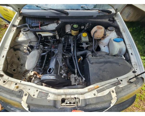 Foto de 1 Veículo | VW | Gol Power 1.6 | Ano 2004/2004 | Álcool/Gasolina | Placa JXE5834 | Renavam 852703430 | Chassi 9BWCB05XX5P072003 