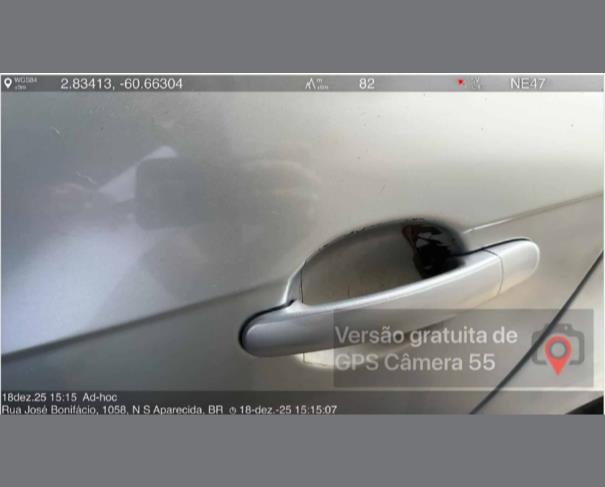 Foto de 1 Veículo | VW/VOYAGE Trend  G5 | 1.6 8V Flex | Ano 2010/2011 | Cor Prata | Placa NAL2 E08