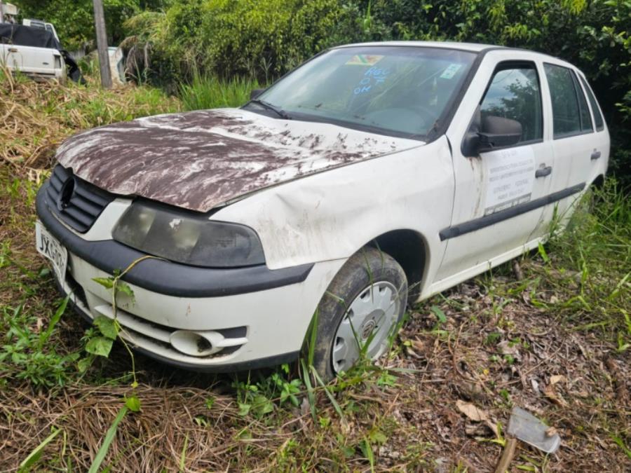 Foto de 1 Veículo | VW | Gol 1.6 Power | Ano 2005/2005 | Álcool/Gasolina | Placa JXG0797 | Renavam 859355756 | Chassi 9BWCB05XX5P123385