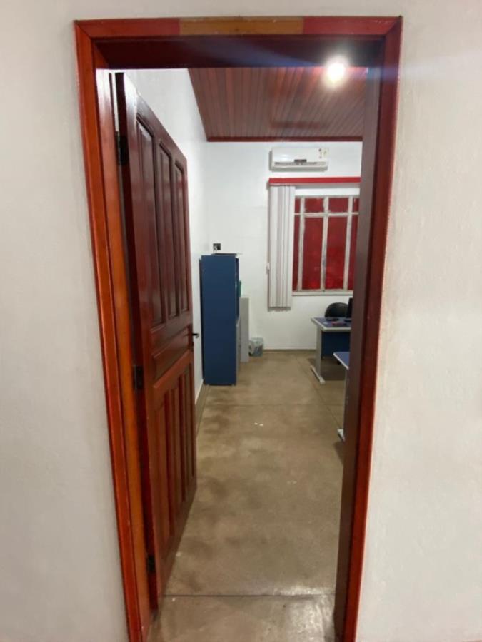 1 Imóvel | Área de 1.208,24m² | 6 Salas | 3 Banheiros | 4 Vagas de Garagem | Rua Sindeaux Barbosa, nº 467 | Bairro Macejana | Boa Vista/RR 2 Bens Imóveis, localizado em Boa Vista - RR, bairro Macejana