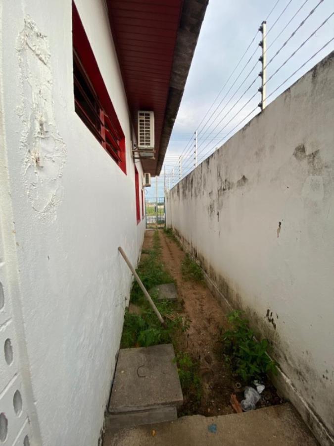 1 Imóvel | Área de 1.208,24m² | 6 Salas | 3 Banheiros | 4 Vagas de Garagem | Rua Sindeaux Barbosa, nº 467 | Bairro Macejana | Boa Vista/RR 2 Bens Imóveis, localizado em Boa Vista - RR, bairro Macejana