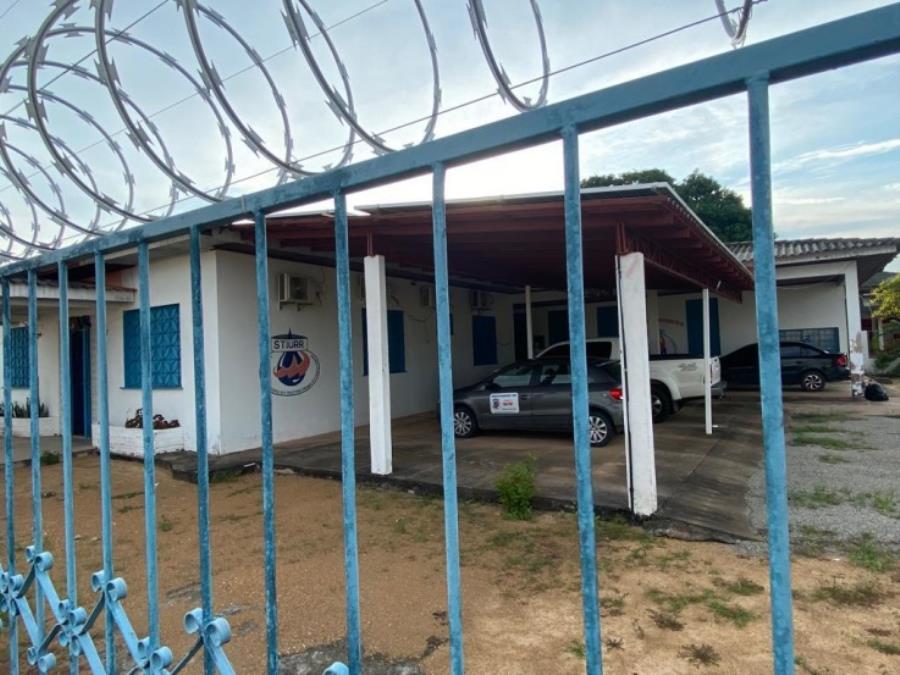 1 Imóvel | Área de 1.208,24m² | 6 Salas | 3 Banheiros | 4 Vagas de Garagem | Rua Sindeaux Barbosa, nº 467 | Bairro Macejana | Boa Vista/RR 2 Bens Imóveis, localizado em Boa Vista - RR, bairro Macejana