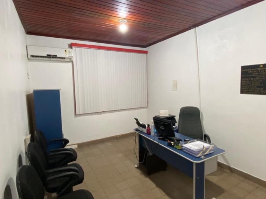 1 Imóvel | Área de 1.208,24m² | 6 Salas | 3 Banheiros | 4 Vagas de Garagem | Rua Sindeaux Barbosa, nº 467 | Bairro Macejana | Boa Vista/RR 2 Bens Imóveis, localizado em Boa Vista - RR, bairro Macejana