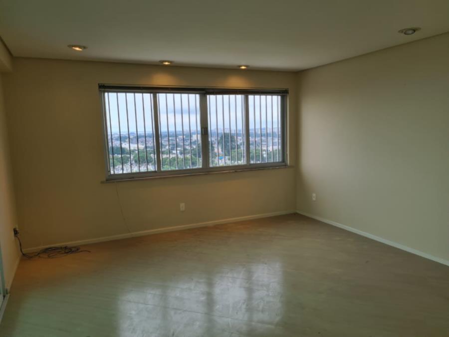 Apartamento | Cobertura | Área de 344,04m2 | Edifício Equatorial | Avenida Boulevard Álvaro Maia, Nº 1215 | Bairro Adrianópolis LEILÃO DE BENS MÓVEIS E IMÓVEIS - AFEAM, localizado em Manaus - AM