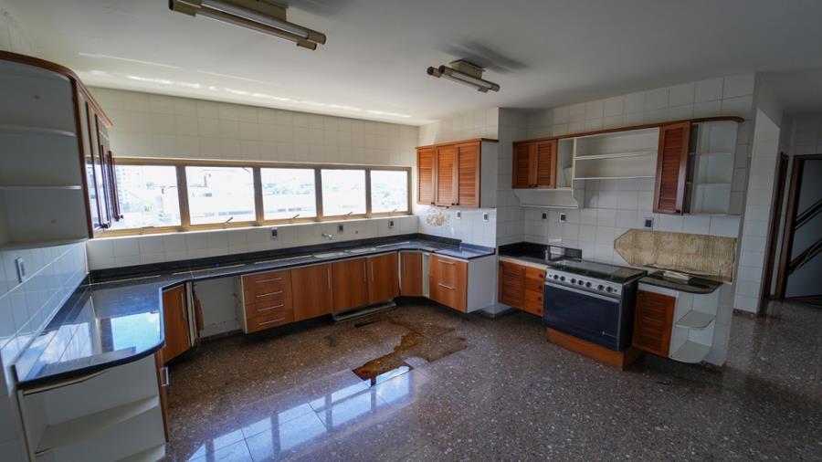 Apartamento | Área Total de 294,7m2 | Avenida Joaquim Nabuco, Nº 1596 | Edifício Condomínio Ruy Lima LEILÃO DE BENS MÓVEIS E IMÓVEIS - AFEAM, localizado em Manaus - AM